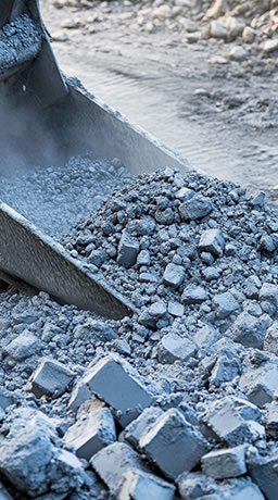 耐材之鄉，原材料充足